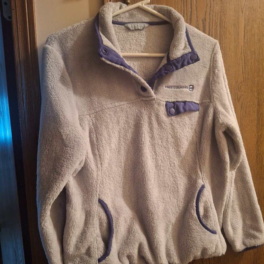 Free Country Fuzzy Henley Pullover